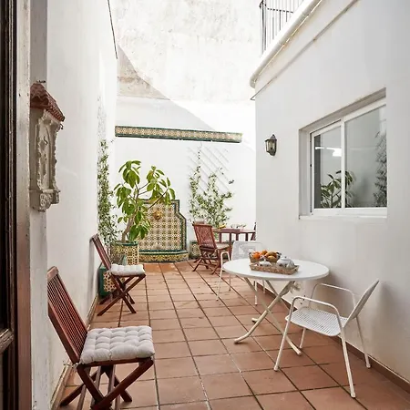 Ferienhaus 30min To Barcelona, Groups Families, Ac Wifi, Beach Stylish House Premiá de Mar