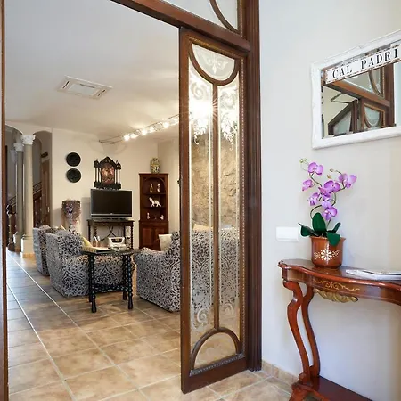 Ferienhaus 30min To Barcelona, Groups Families, Ac Wifi, Beach Stylish House
