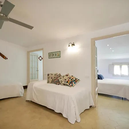 Ferienhaus 30min To Barcelona, Groups Families, Ac Wifi, Beach Stylish House Premiá de Mar