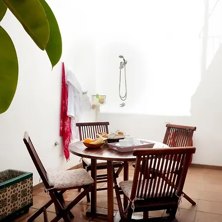 30Min To Barcelona, Groups Families, Ac Wifi, Beach Stylish House Holiday home
