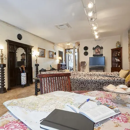 Holiday home 30Min To Barcelona, Groups Families, Ac Wifi, Beach Stylish House *
