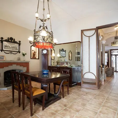 30Min To Barcelona, Groups Families, Ac Wifi, Beach Stylish House *